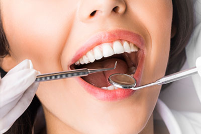 Cosmetic Dental Office 60544